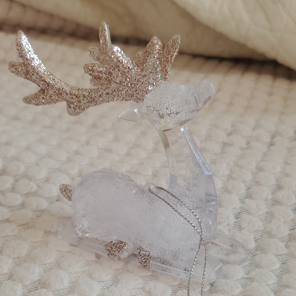 Bath And Body Works MAGNETIC Glittering Reindeer Holiday Decoration